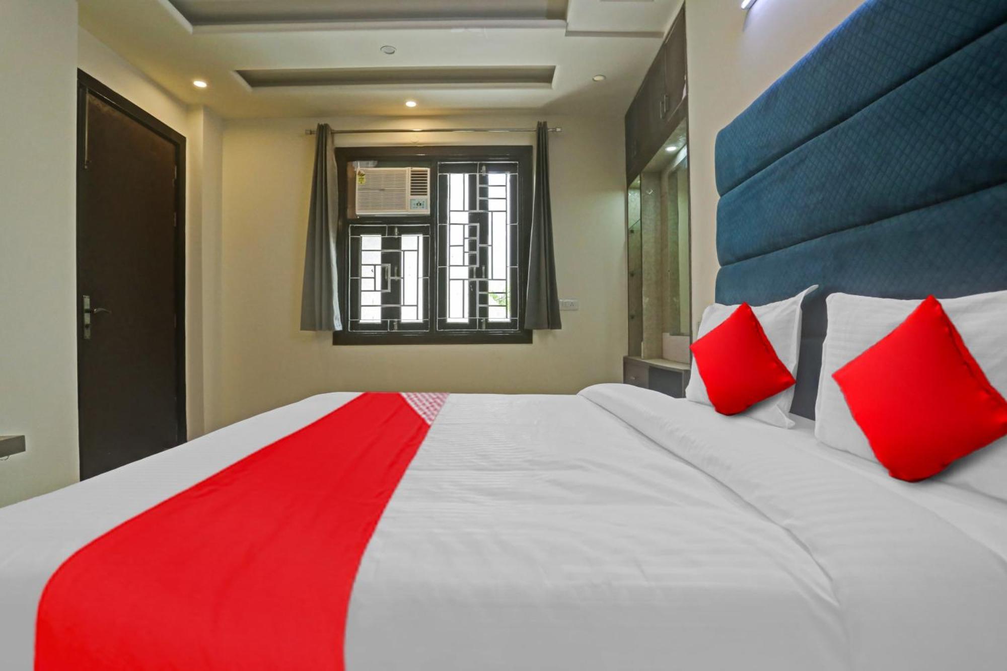 Hotel O Golden Key Inn Punjabi Bagh Nova Deli Exterior foto