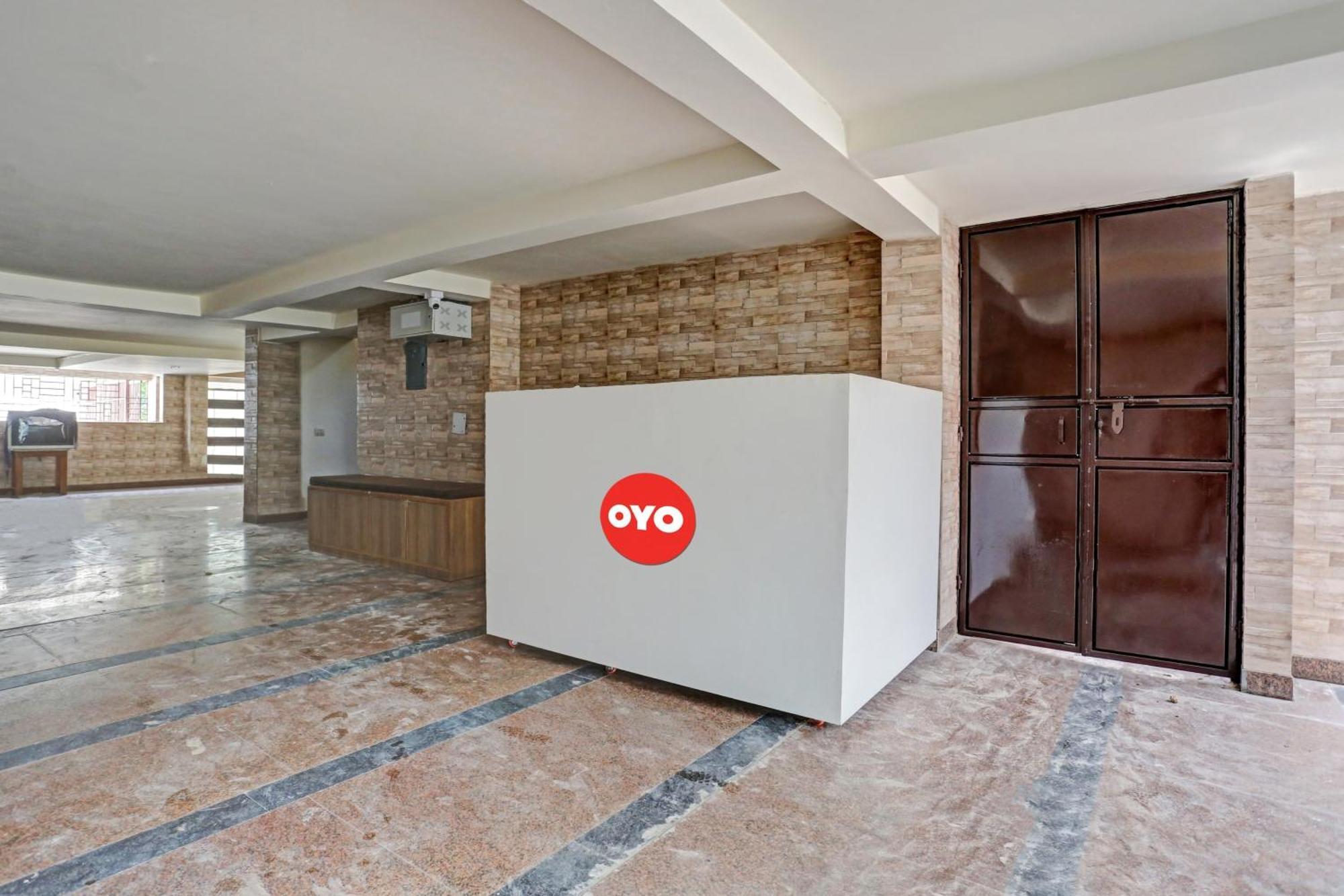 Hotel O Golden Key Inn Punjabi Bagh Nova Deli Exterior foto